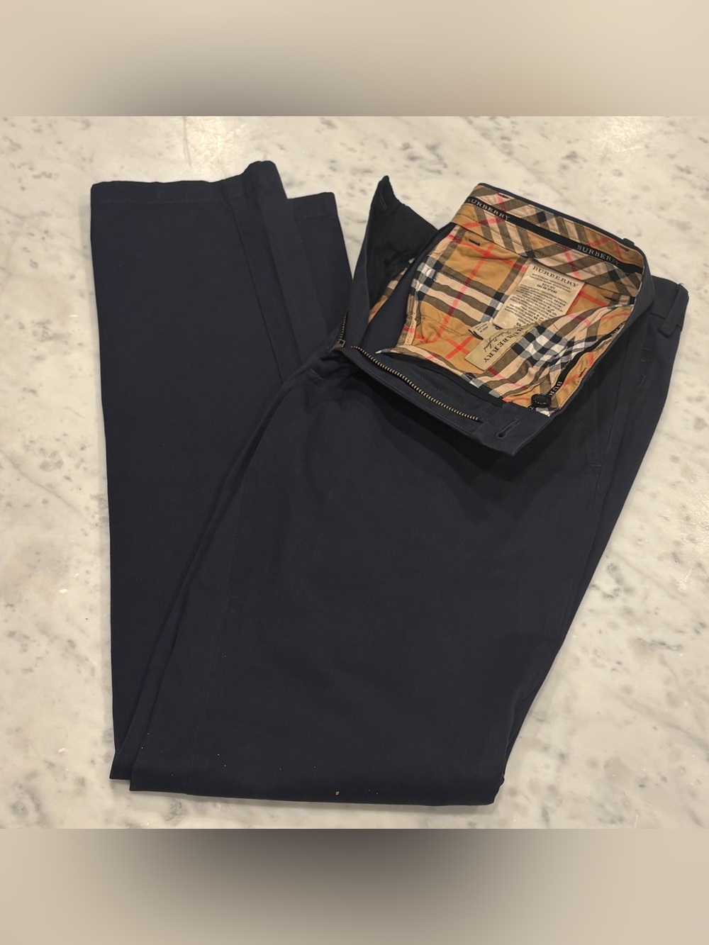 Like New Mens Burberry Dark Navy Chinos, size 31x30(tag 46EU), never worn!